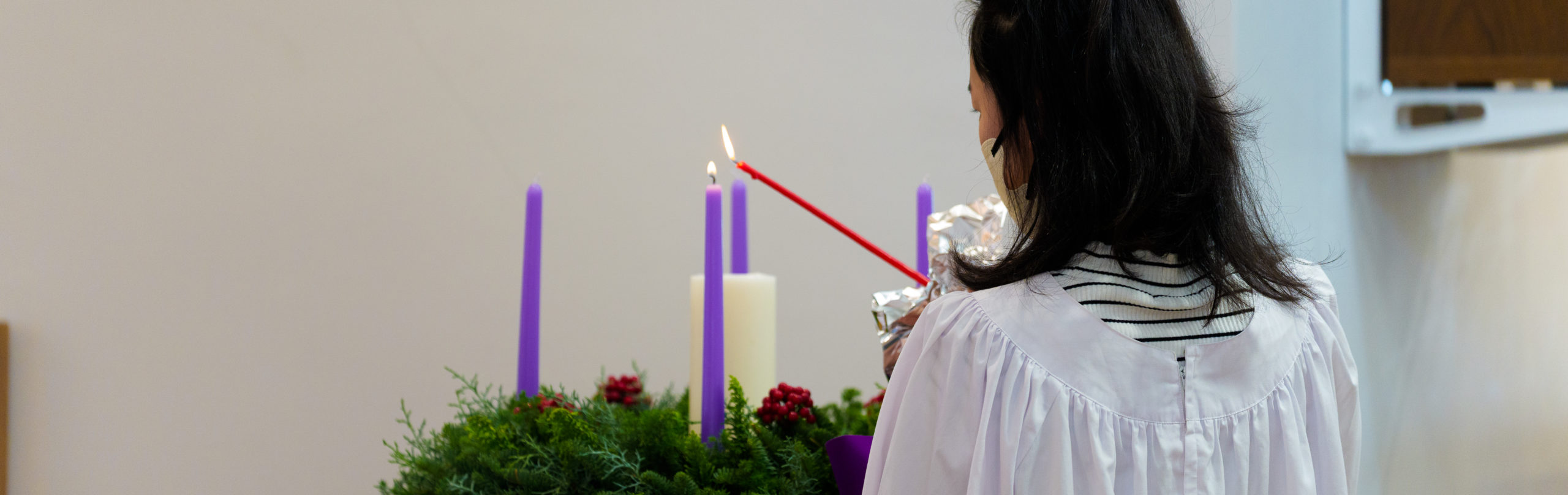 1本目の蝋燭が点りました